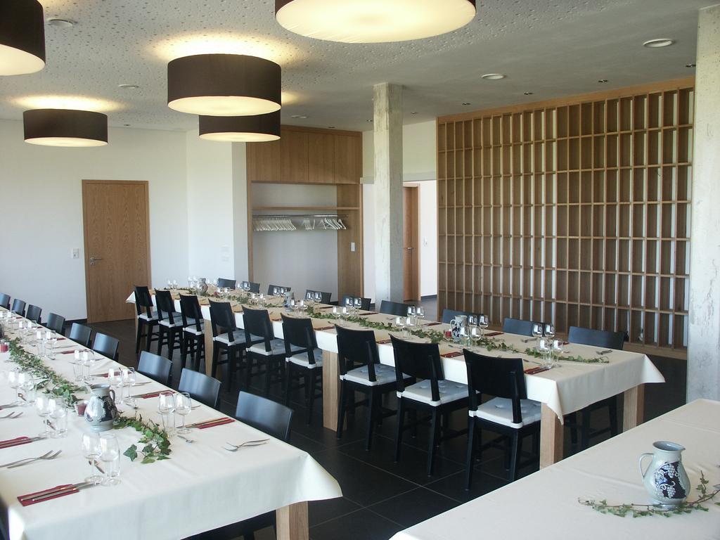 Weingut Seck Otel Dolgesheim Dış mekan fotoğraf