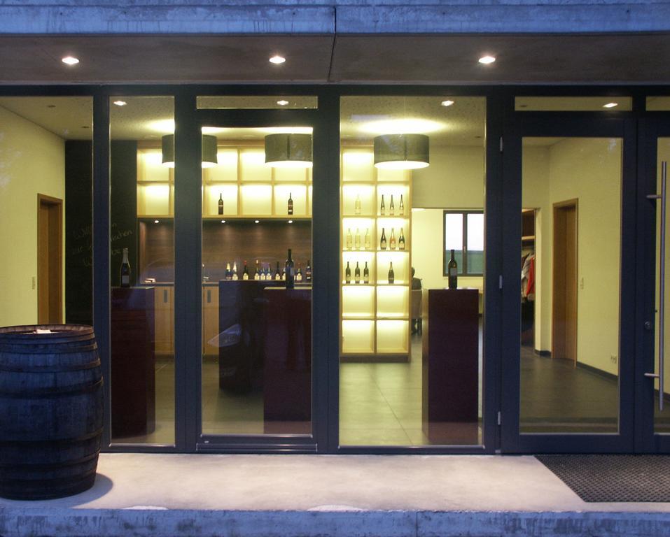 Weingut Seck Otel Dolgesheim Dış mekan fotoğraf